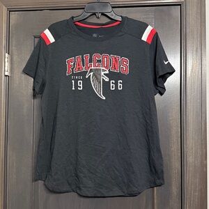 Atlanta Falcons Nike Women's NFL Black T-Shirt - NWT Size XL &‎ S